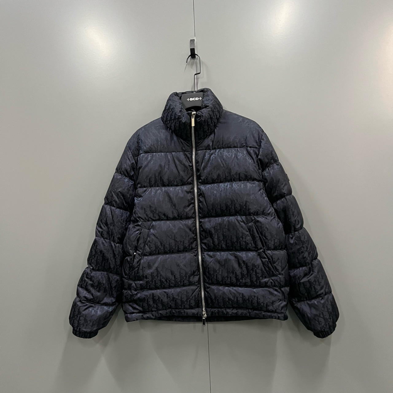 （jp）120 Dior 迪奥 黑色满印老花羽绒服 48码/98新/