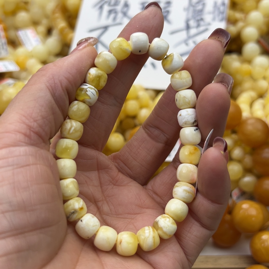 琥珀珠宝奇石未镶嵌