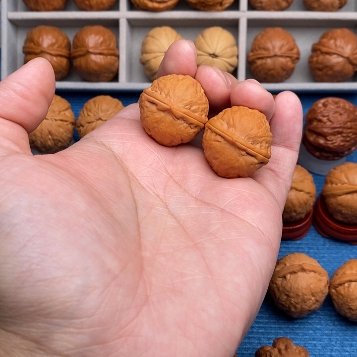 把件文玩核桃龙珠