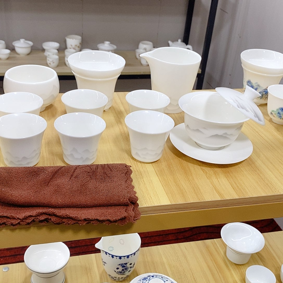 羊脂玉白瓷茶具套装