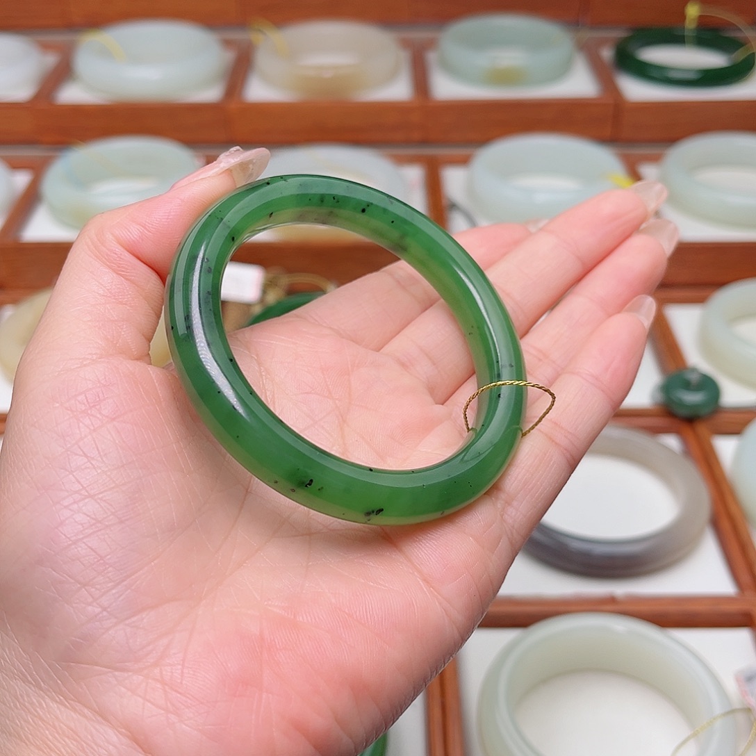 和田玉未镶嵌手镯55.2