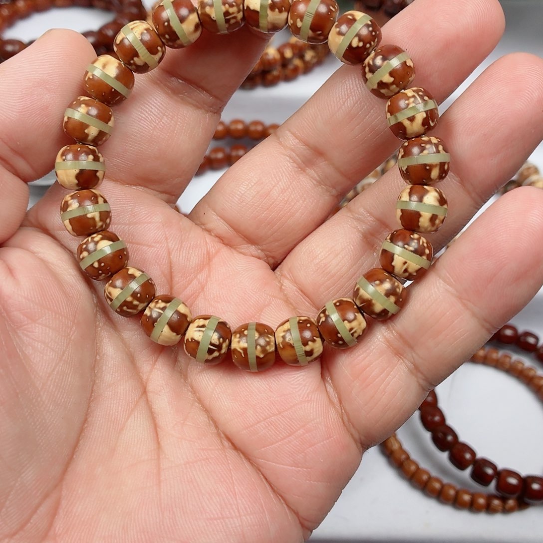 紫金鼠手串一线天汉堡老型