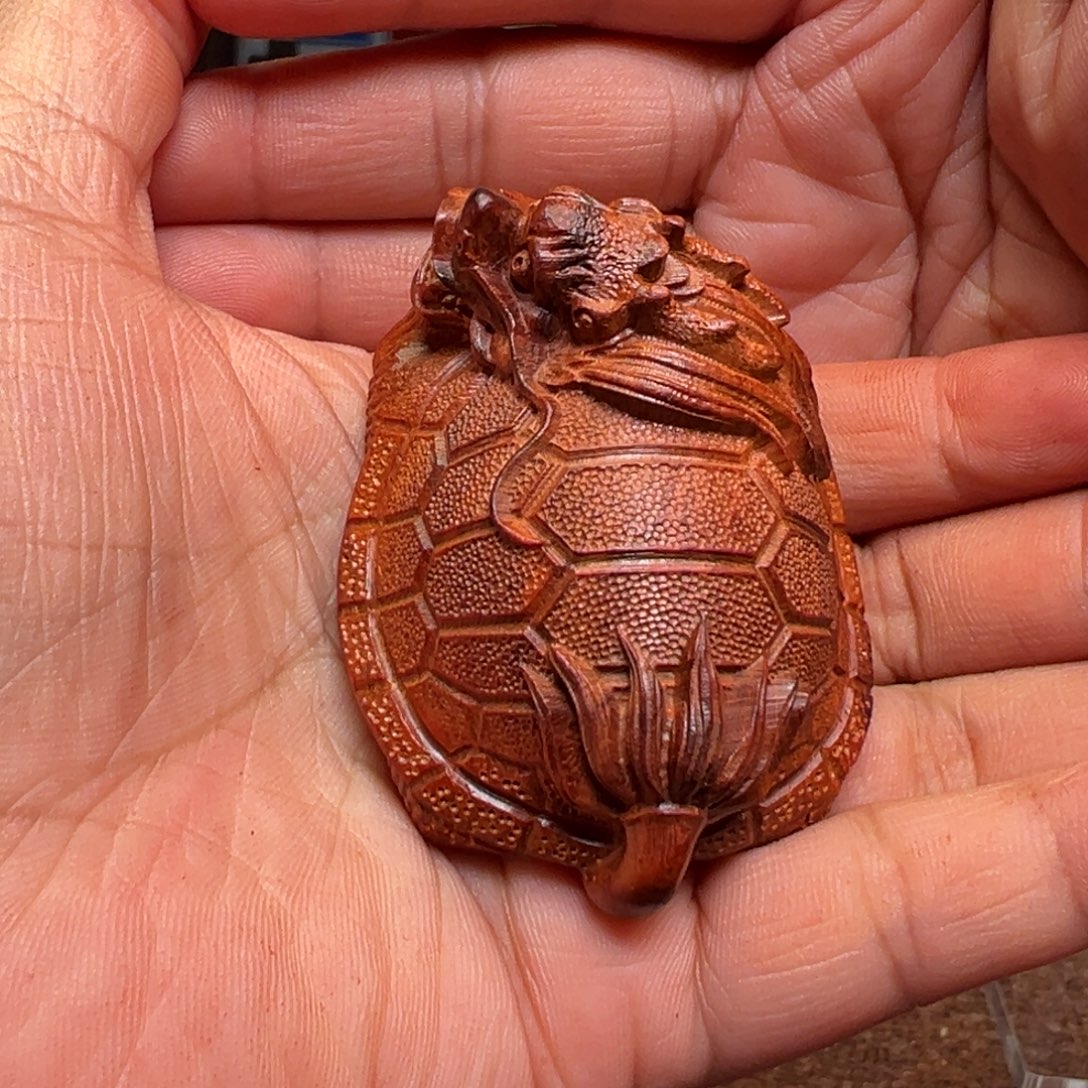 檀香紫檀（小叶紫檀）把件