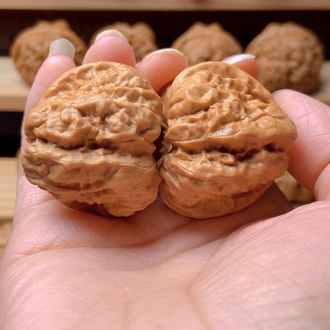 文玩核桃吊坠蛤蟆头