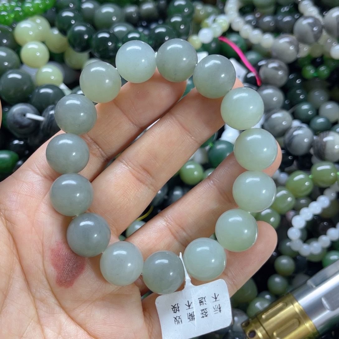 未镶嵌手链和田玉