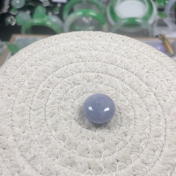 翡翠未镶嵌颈饰10、紫色算珠