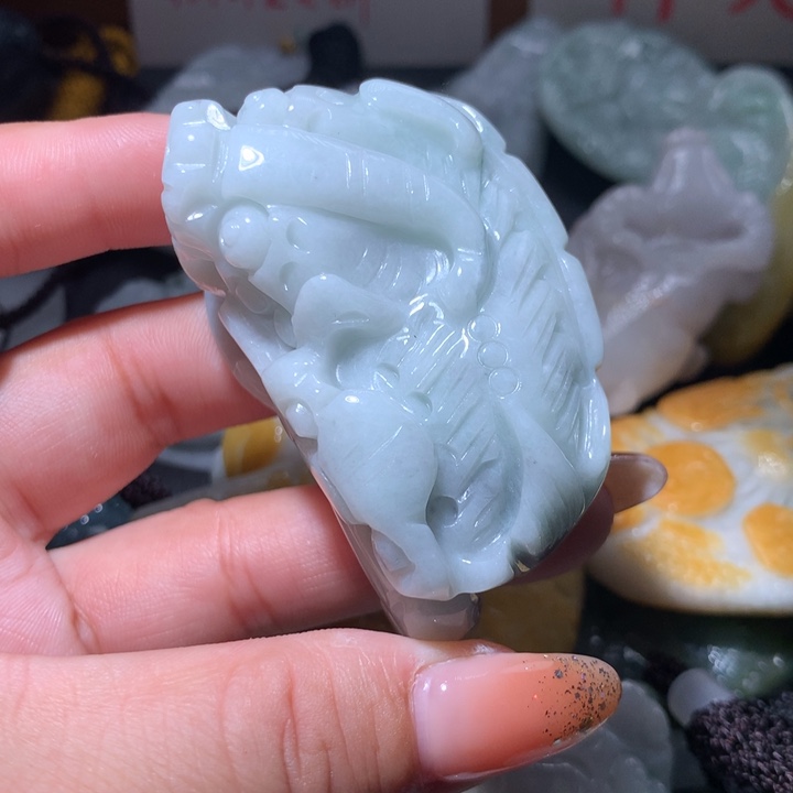 翡翠未镶嵌颈饰保真天然A货翡翠