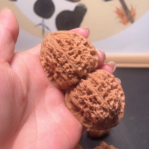 文玩核桃把件三角南疆40