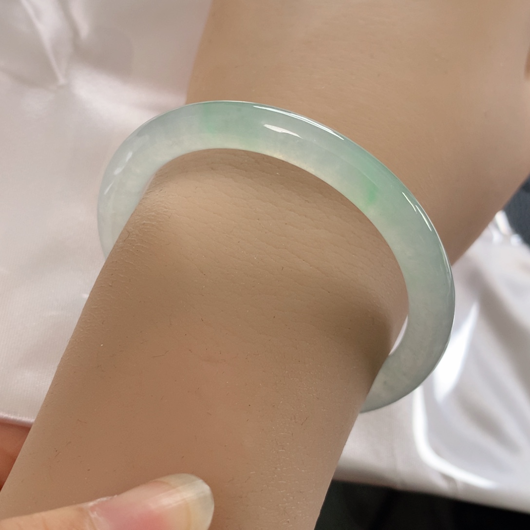 未镶嵌手镯翡翠49小圈漏镯237 圆条起光⭐⭐⭐⭐⭐强推