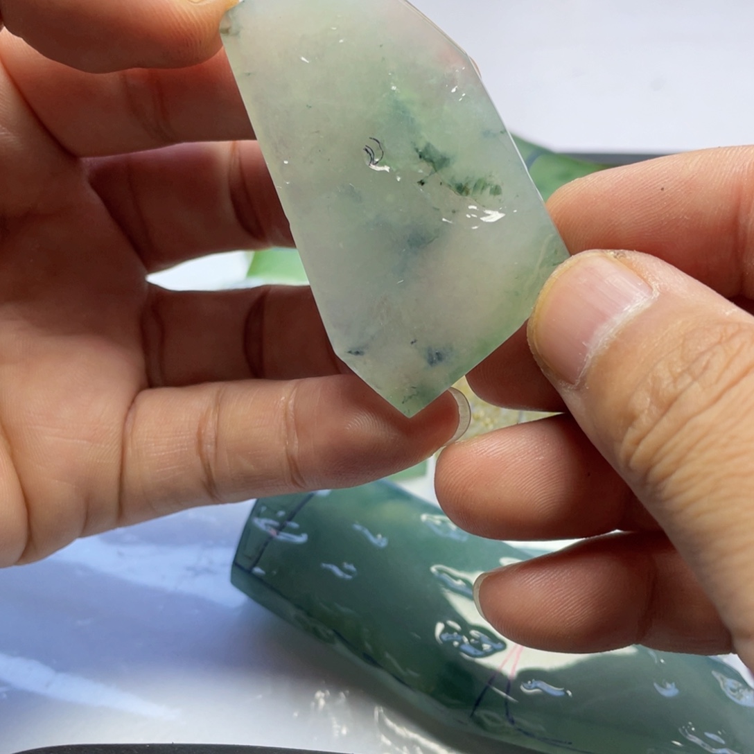 定制翡翠未镶嵌不退不换