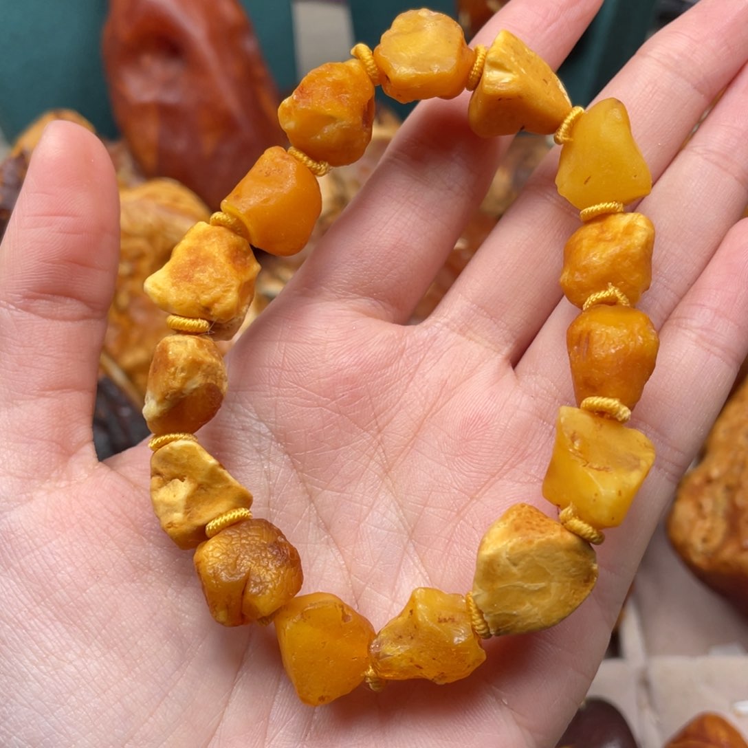 琥珀珠宝奇石未镶嵌