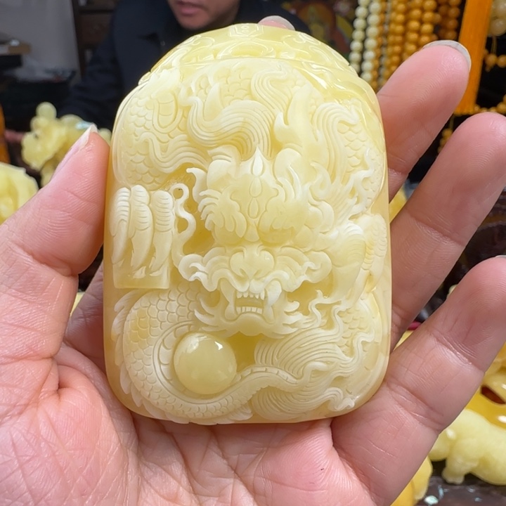 蜜蜡珠宝奇石未镶嵌