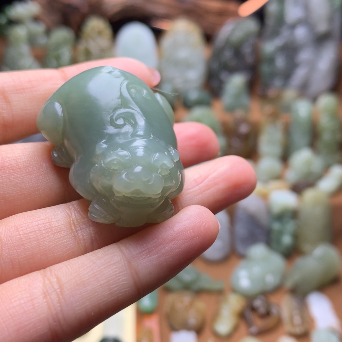 和田玉挂件未镶嵌