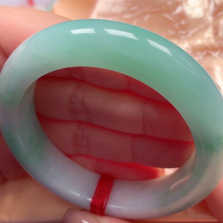 翡翠手镯未镶嵌肥嘟嘟39