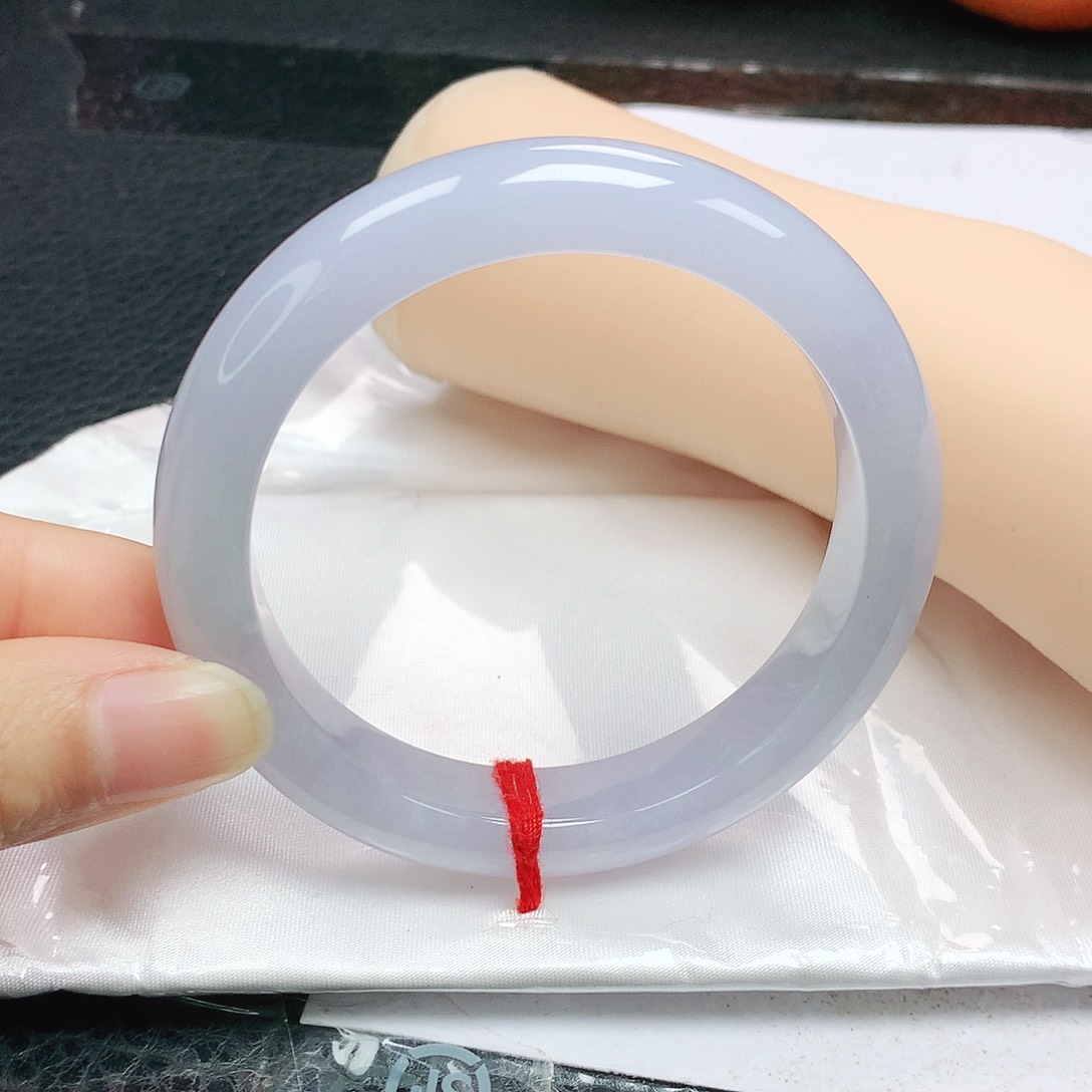 翡翠手镯未镶嵌正