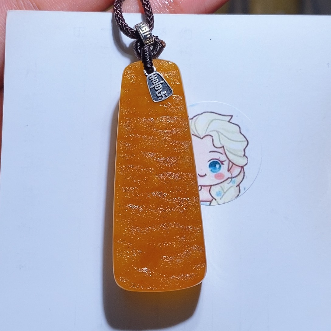 未镶嵌琥珀珠宝奇石