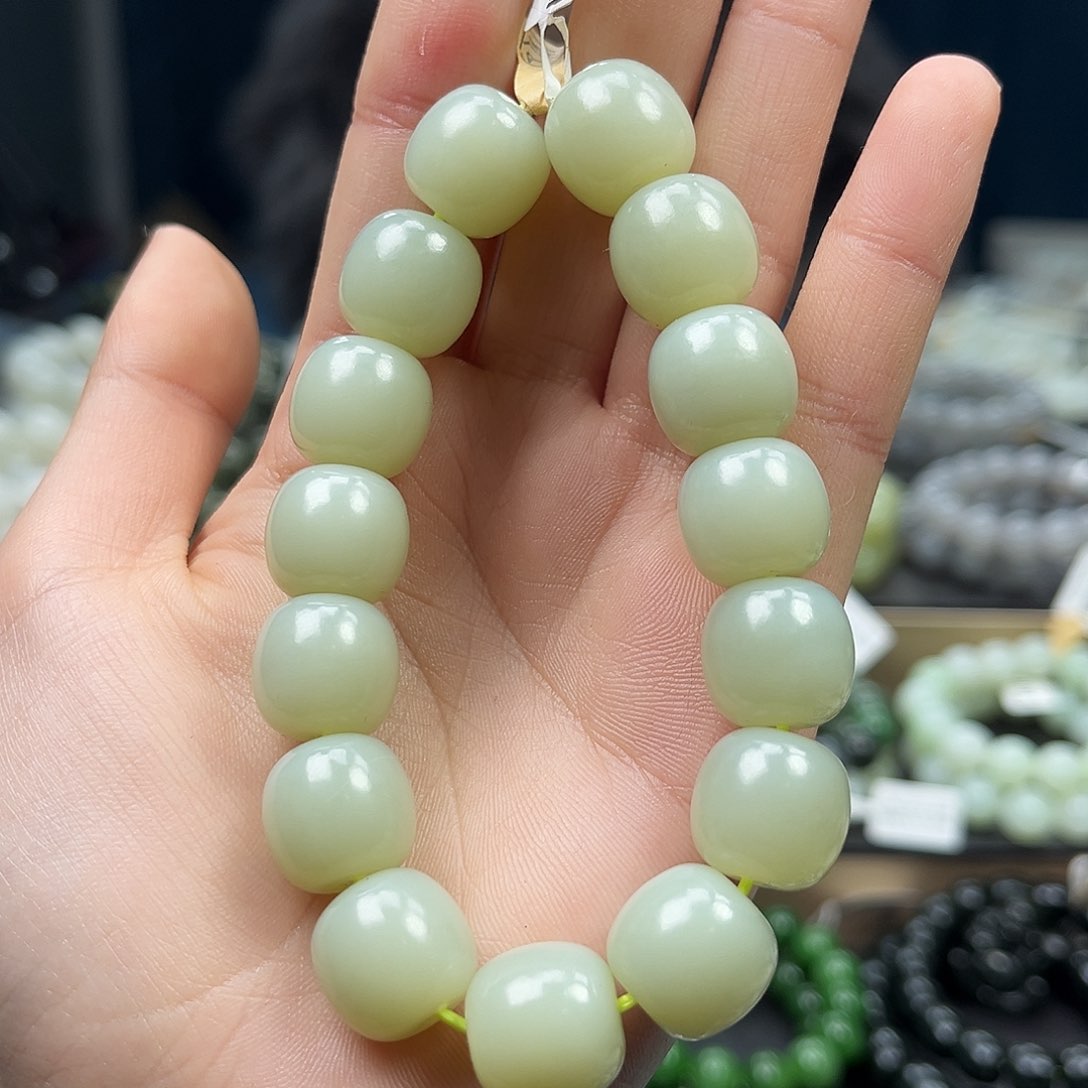 和田玉手链未镶嵌