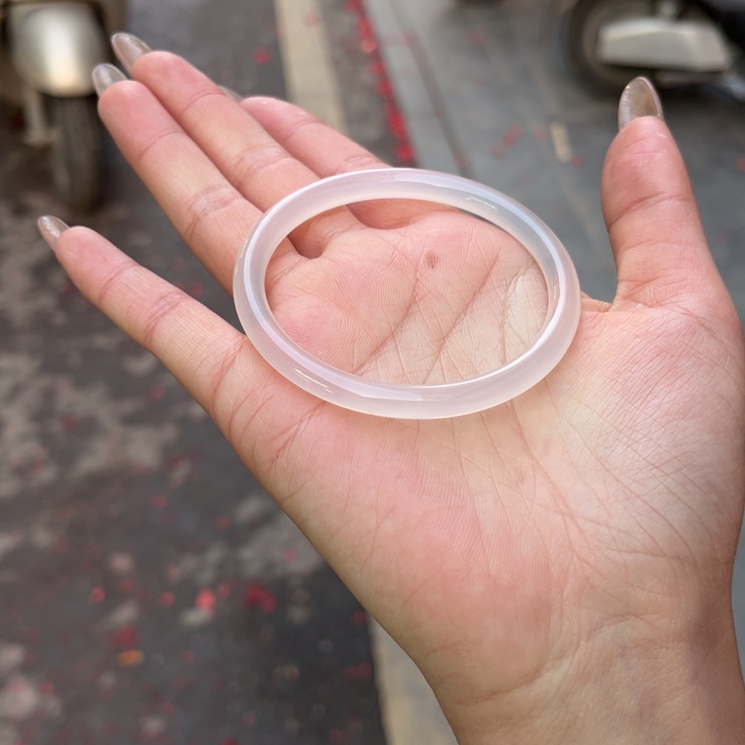 玛瑙/玉髓手镯未镶嵌W***g