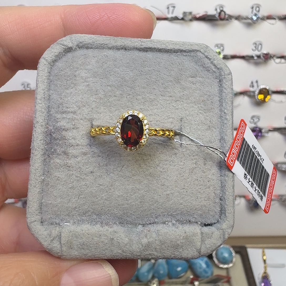 银S925镶嵌戒指石榴石