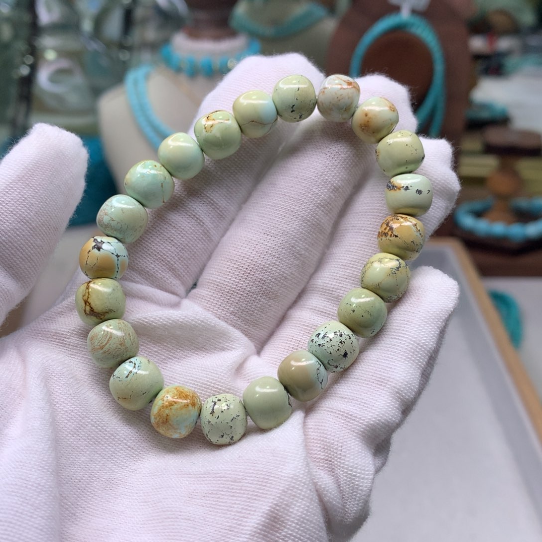 绿松石配饰未镶嵌