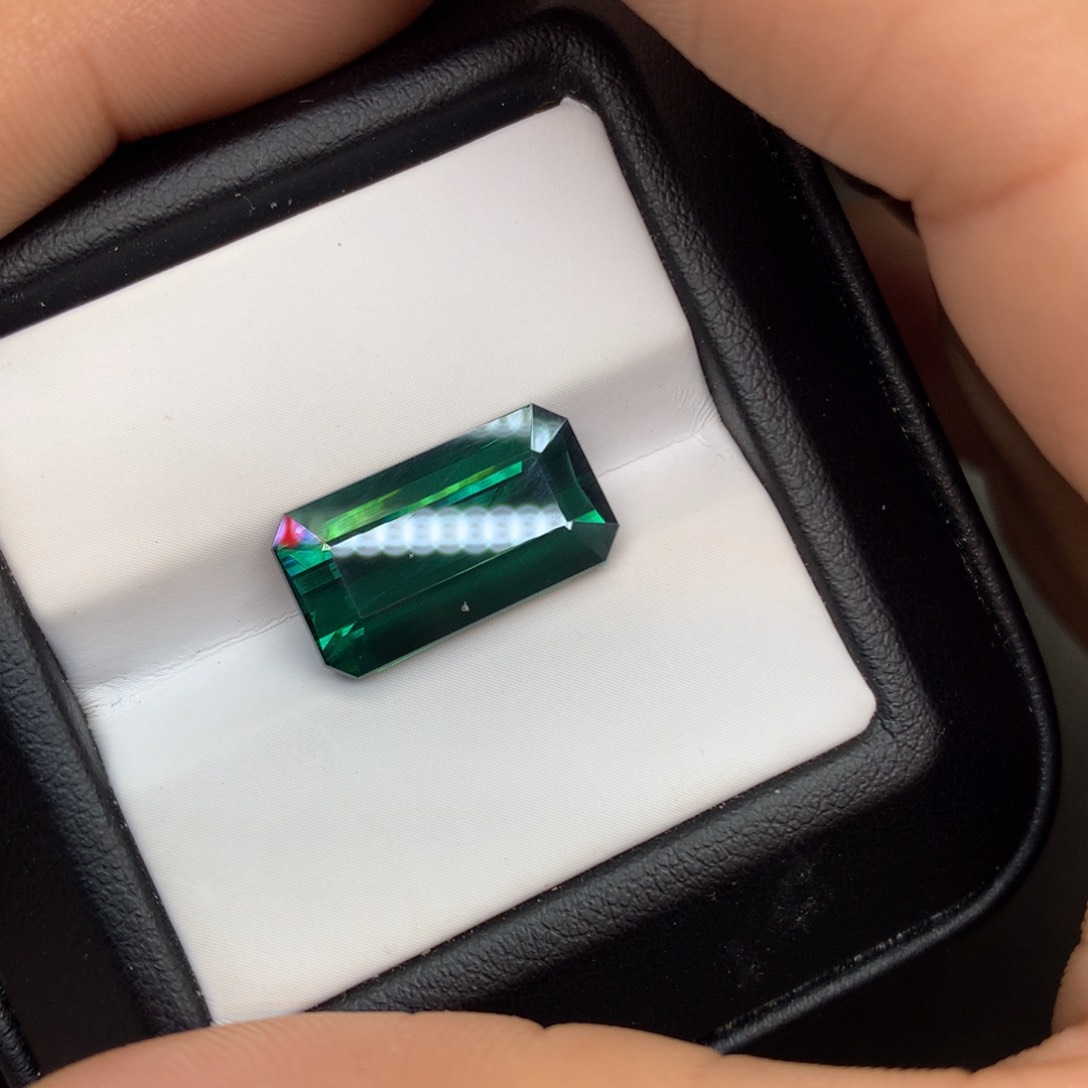 珠宝奇石未镶嵌碧玺天然电光绿碧玺7.16ct吉尔热