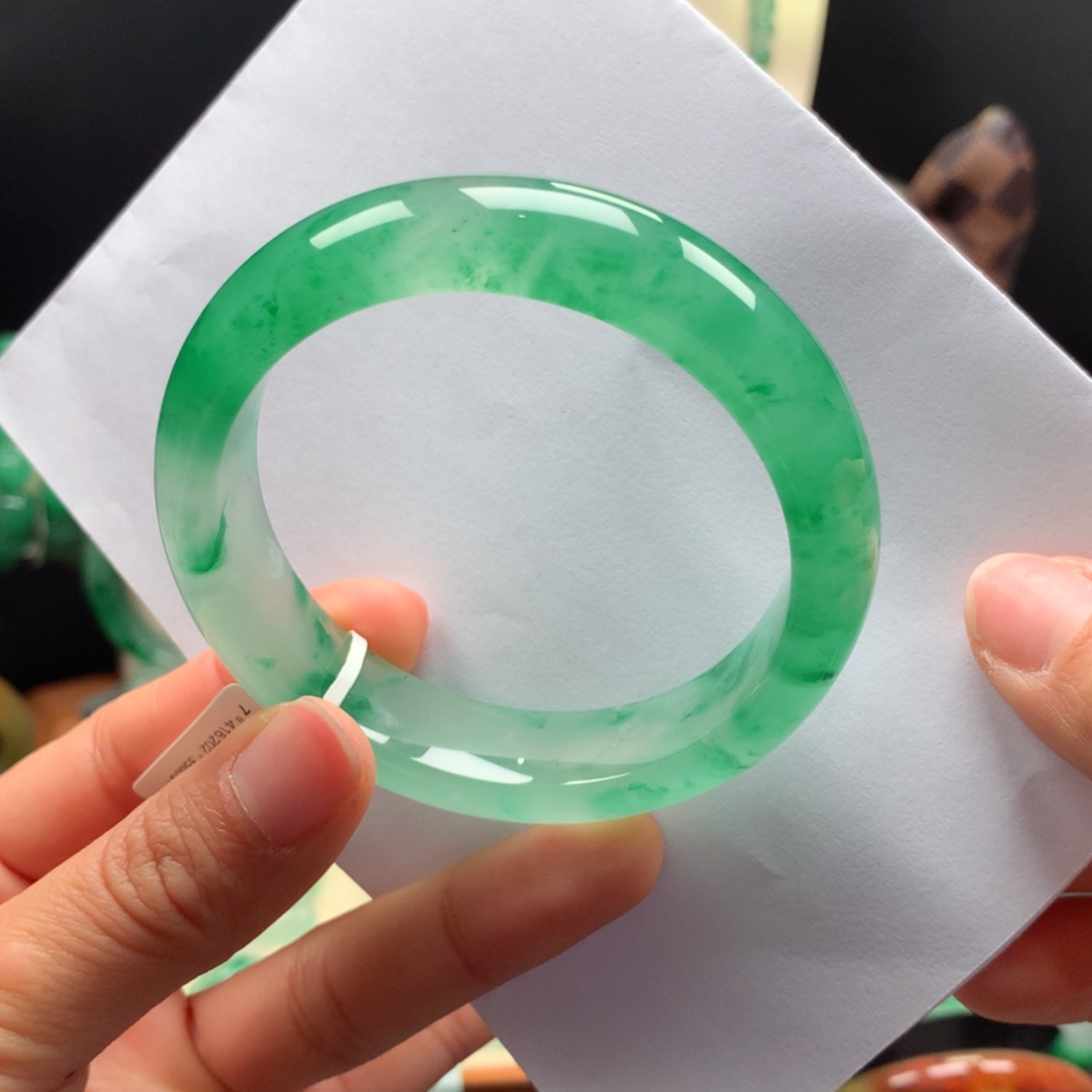 【闪购商品】未镶嵌手镯石英质玉