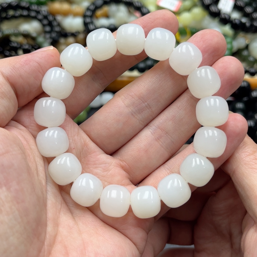 和田玉未镶嵌手链