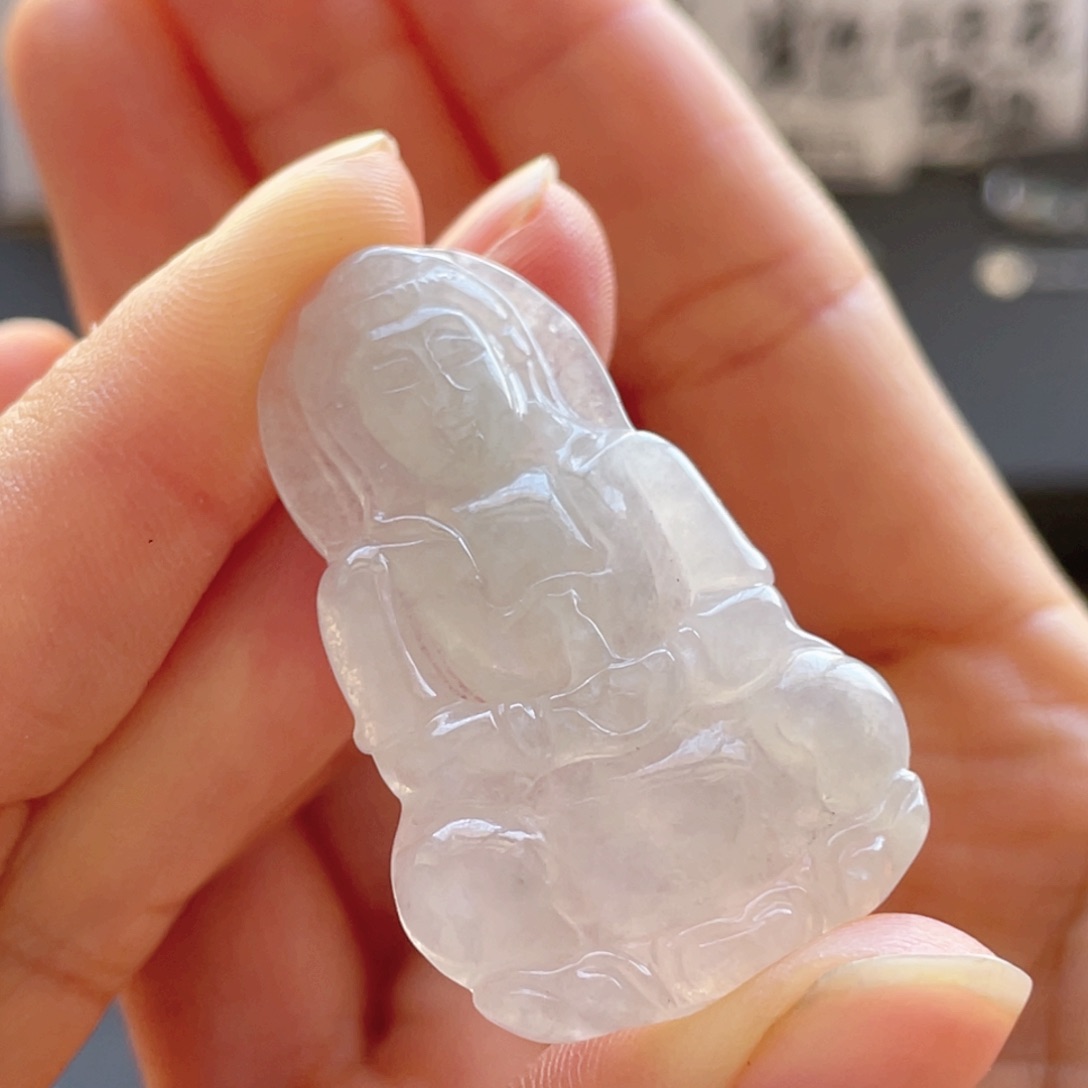 翡翠颈饰未镶嵌观音