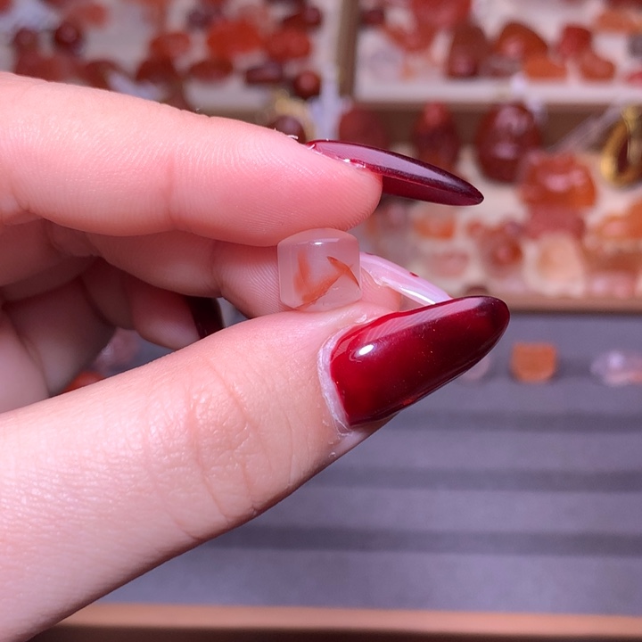 南红玛瑙合金颈饰直切珠12