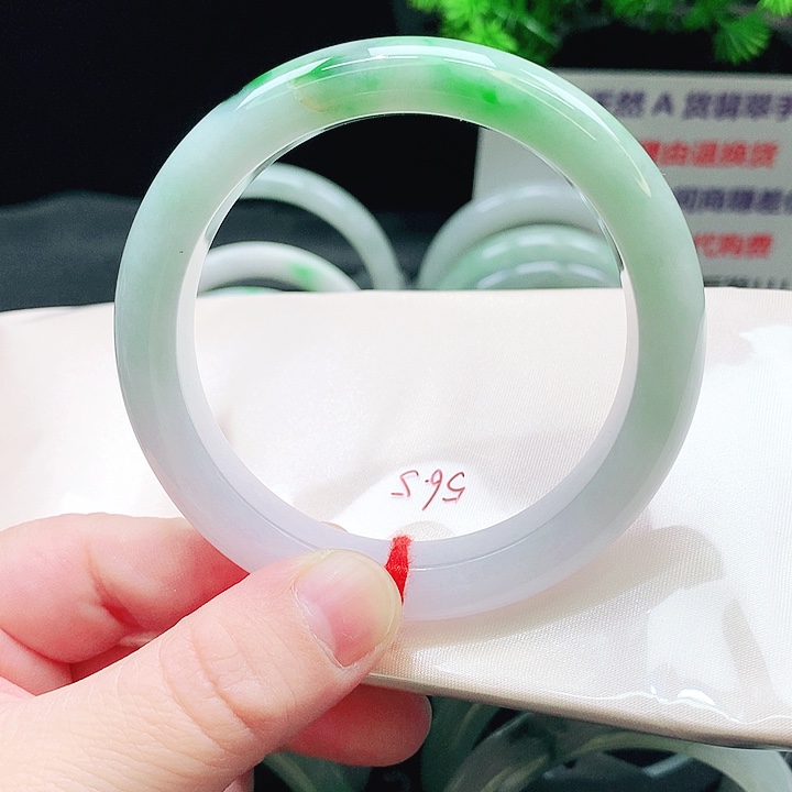 翡翠未镶嵌手镯109