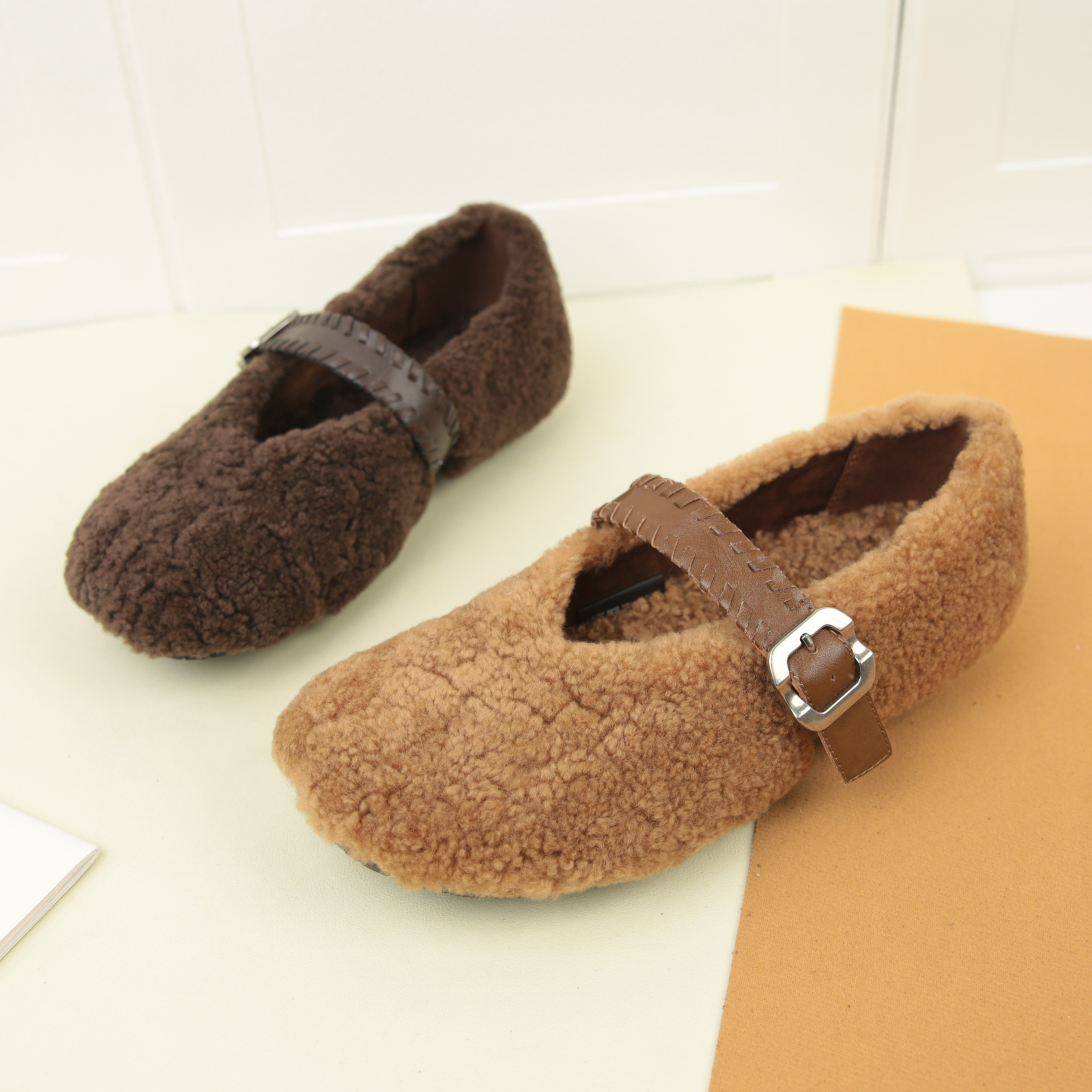 6058冬季新款圆头舒适软底毛毛鞋女加绒保暖松紧一字带玛丽珍鞋