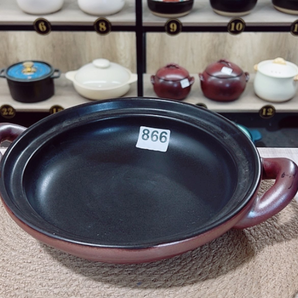 【闪购商品】招***七口径26.5厘米，浅煲，微瑕