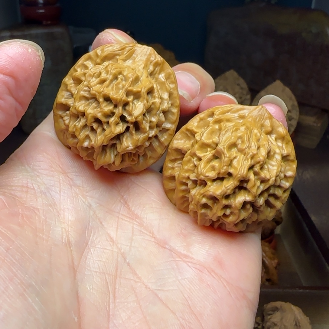 桃核把件秦闷（全品）