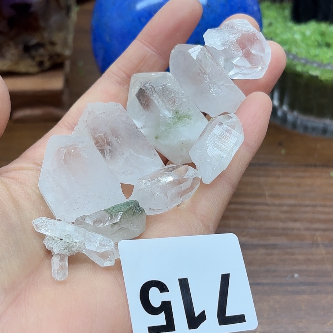 未镶嵌大型摆件（非配饰）水晶