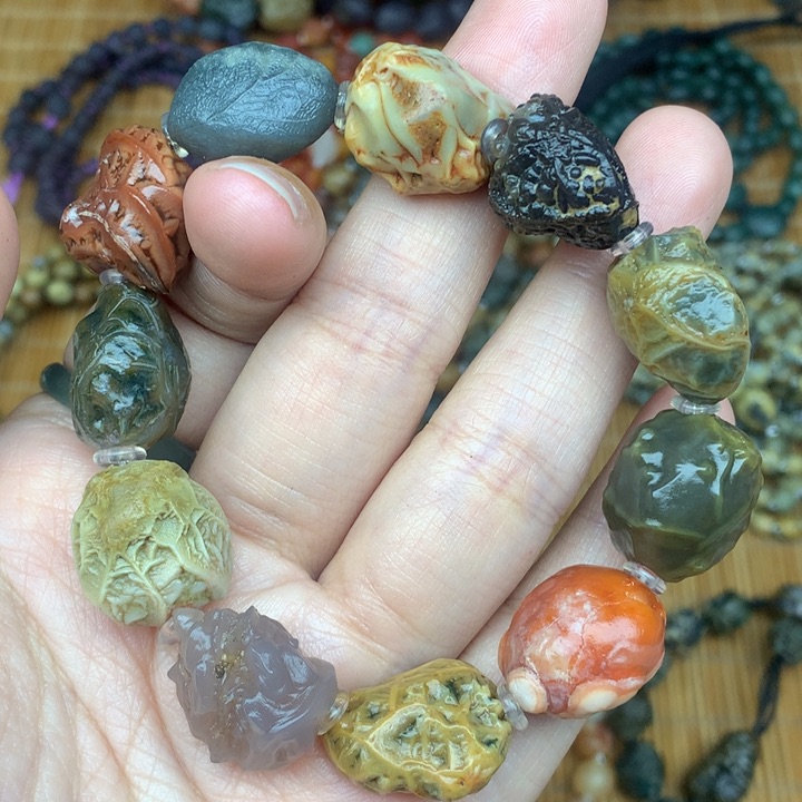 玛瑙/玉髓珠宝半成品未镶嵌三*