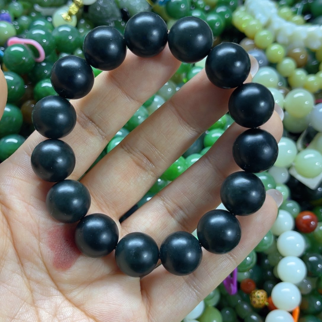 手串未镶嵌和田玉