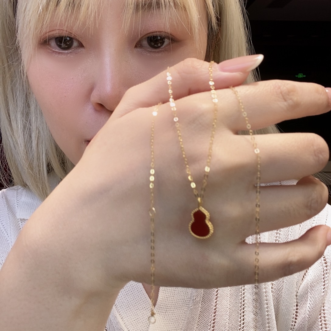 玛瑙/玉髓18K金镶嵌项链葫芦k黄