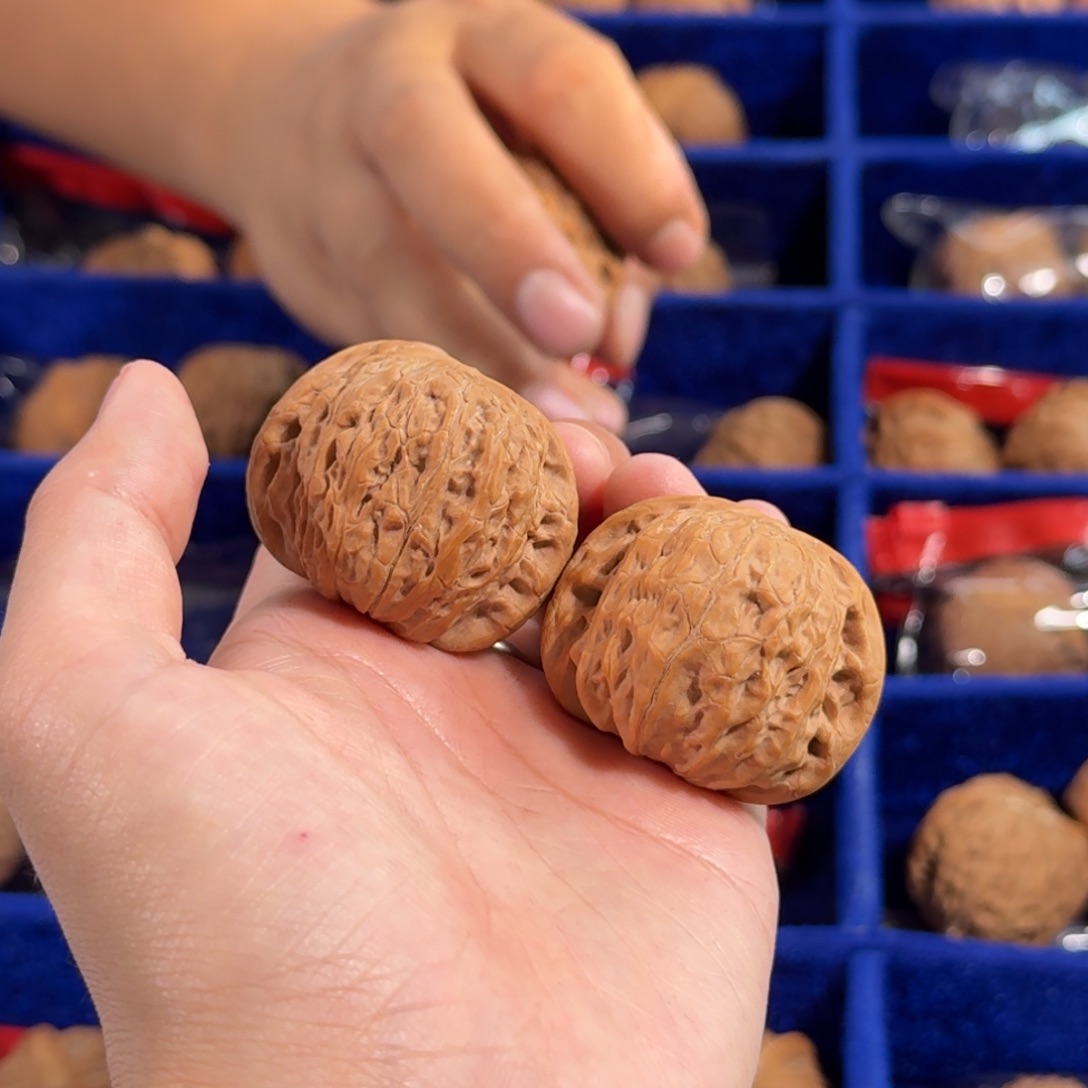 文玩核桃把件967号39mm铁锤妹妹