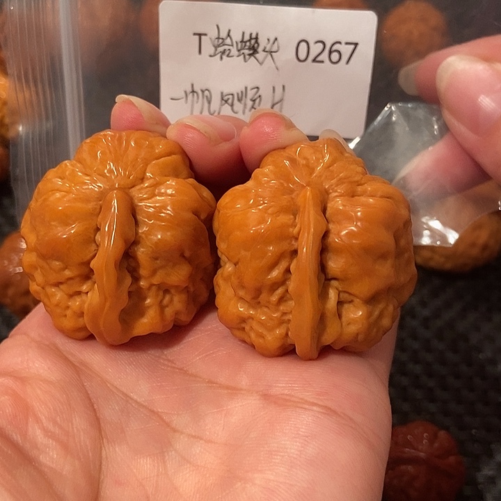 唐***玉文玩核桃吊坠蛤蟆头一帆风顺