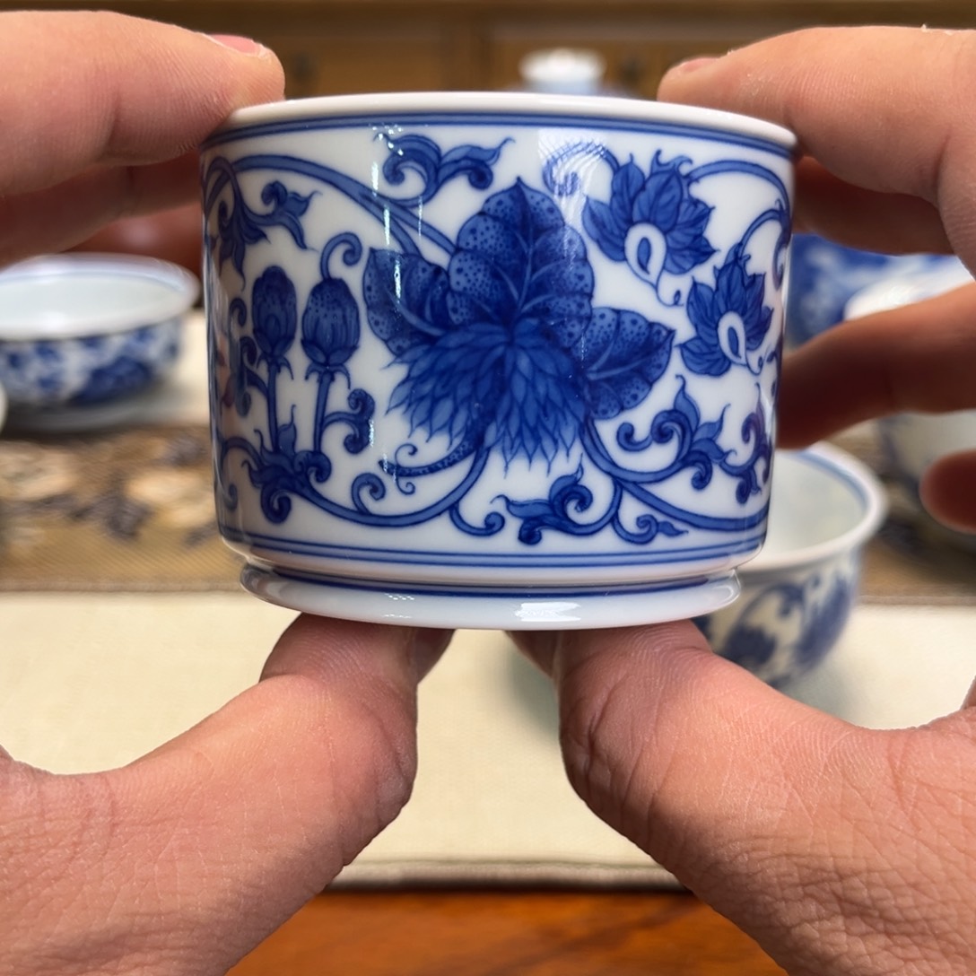 青花西番莲主人杯