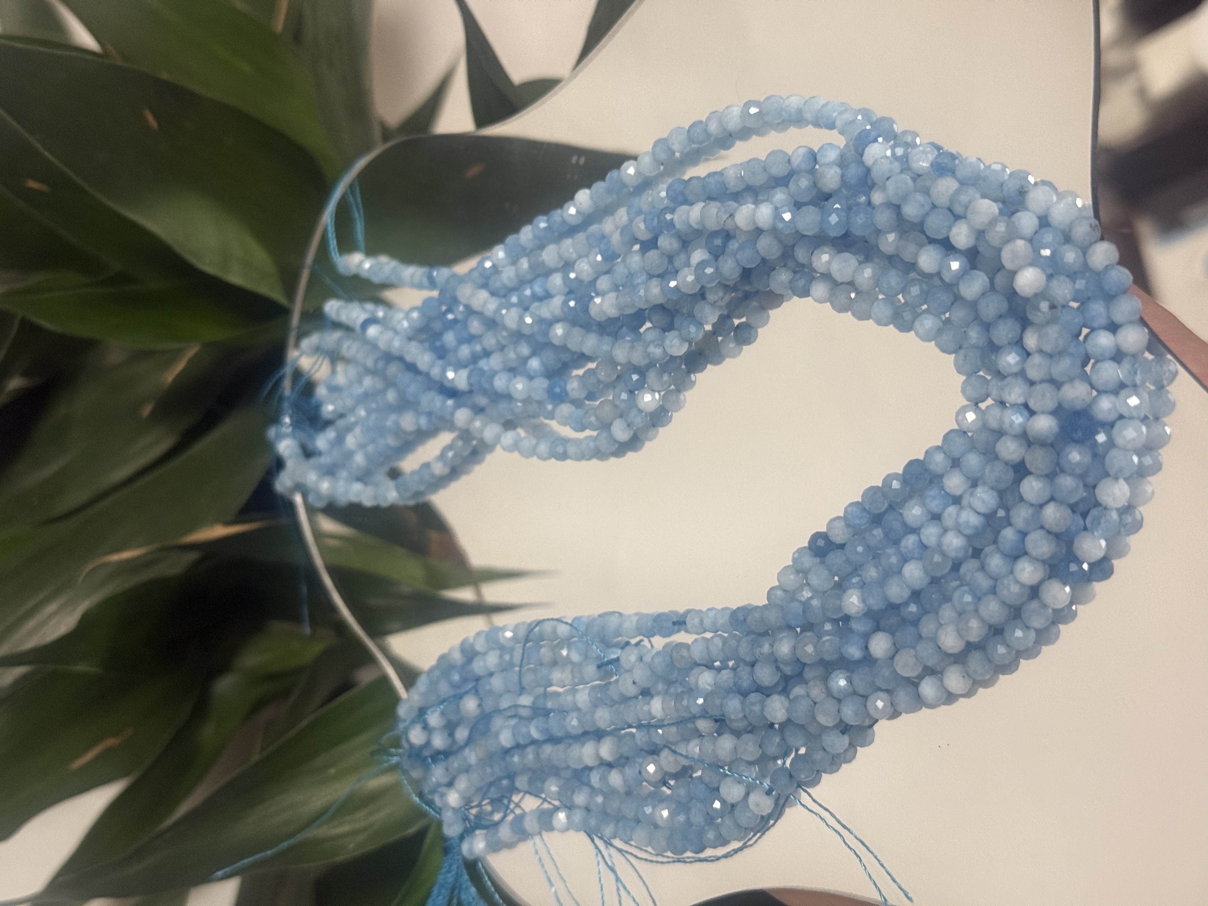 A77天然海蓝宝4-5mm切割面小米珠半成品-多样性发一