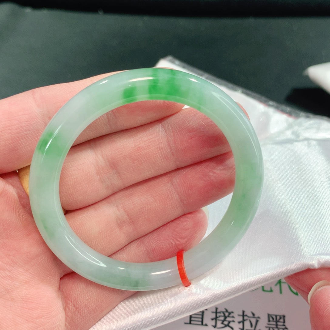 未镶嵌手镯翡翠213