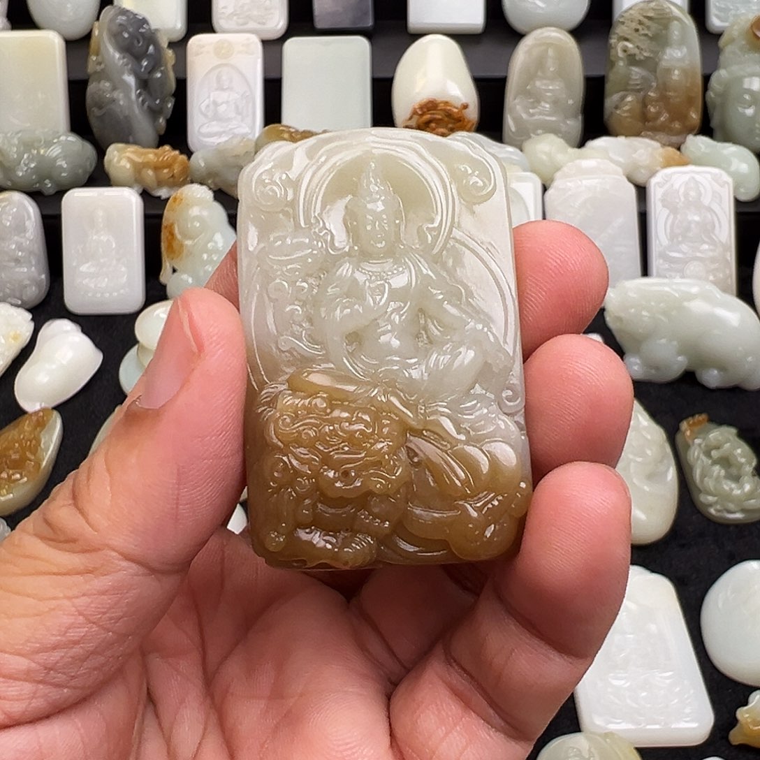 情***海和田玉未镶嵌颈饰