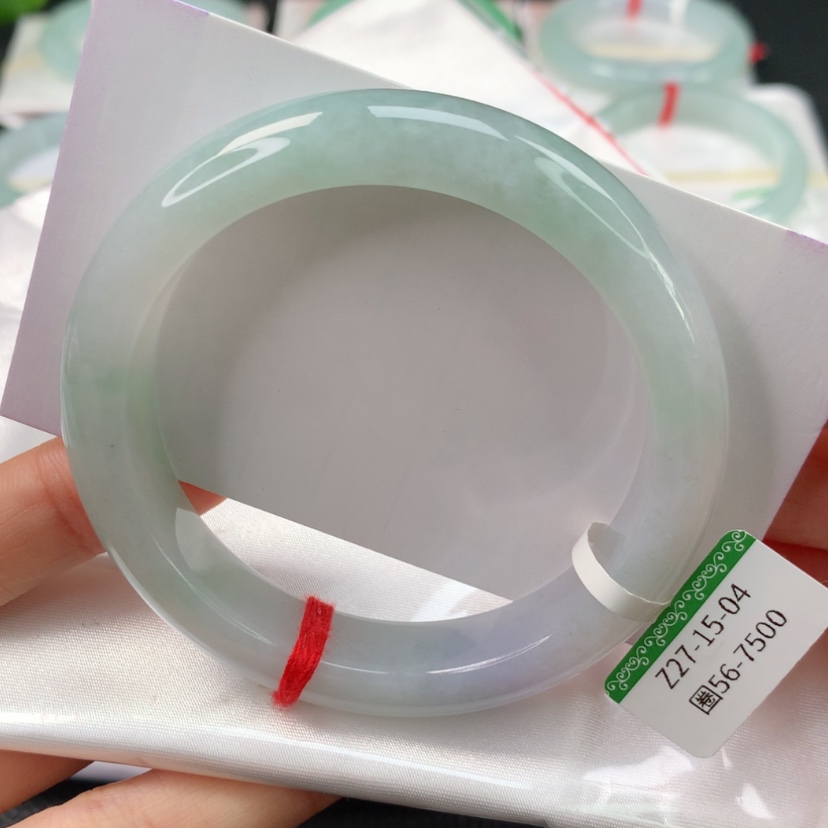 【闪购商品】翡翠手镯未镶嵌天然翡翠手镯