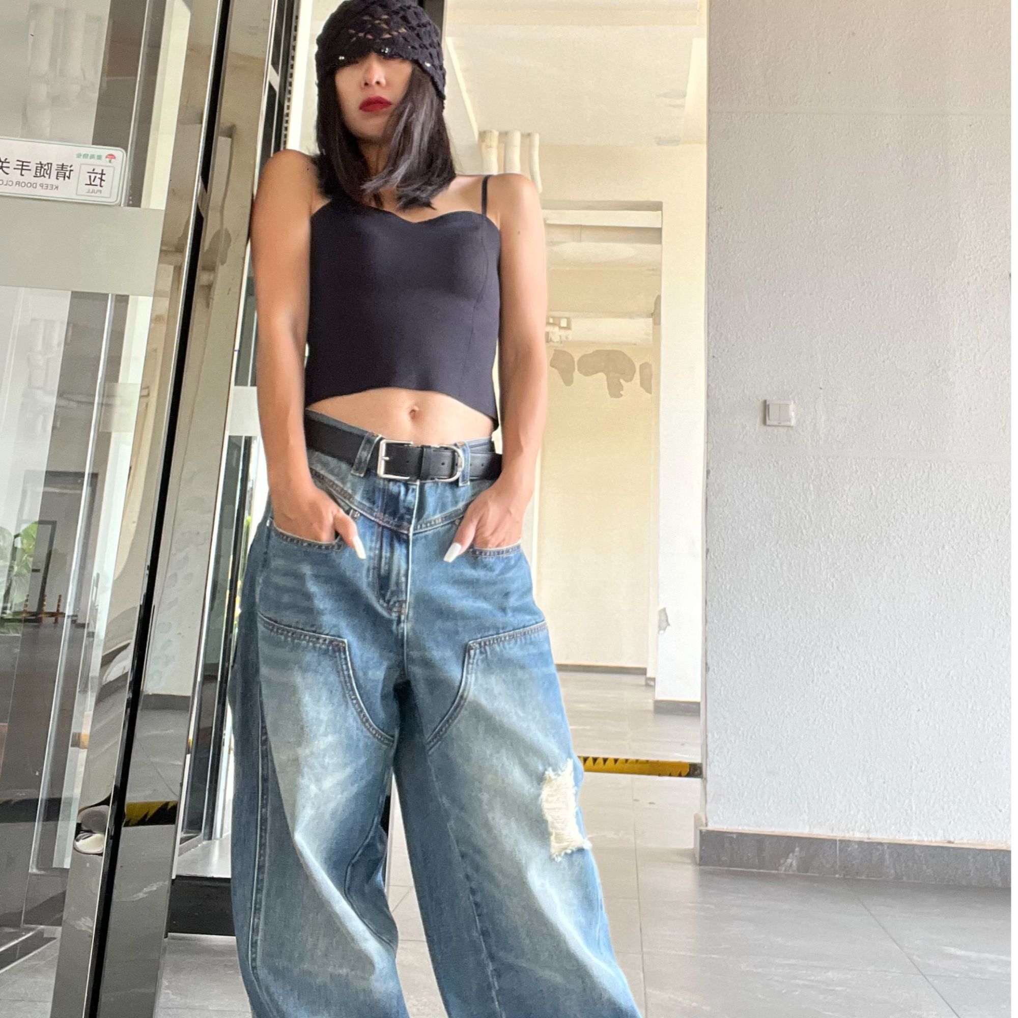 木兰-货号MN0316~四季款破洞磨白直筒高腰显瘦牛仔国际ootd长裤