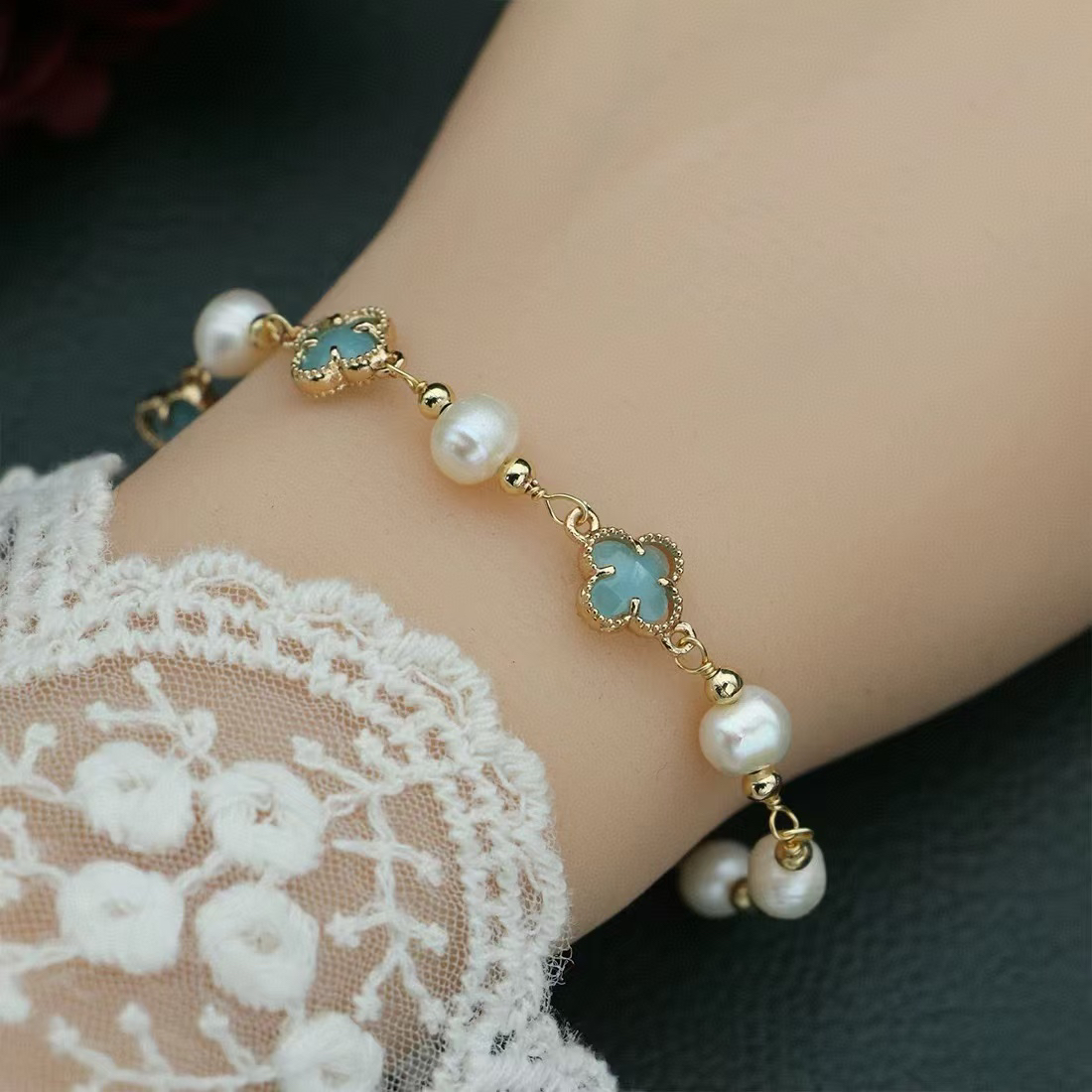 8003简约四叶花珠珠手链