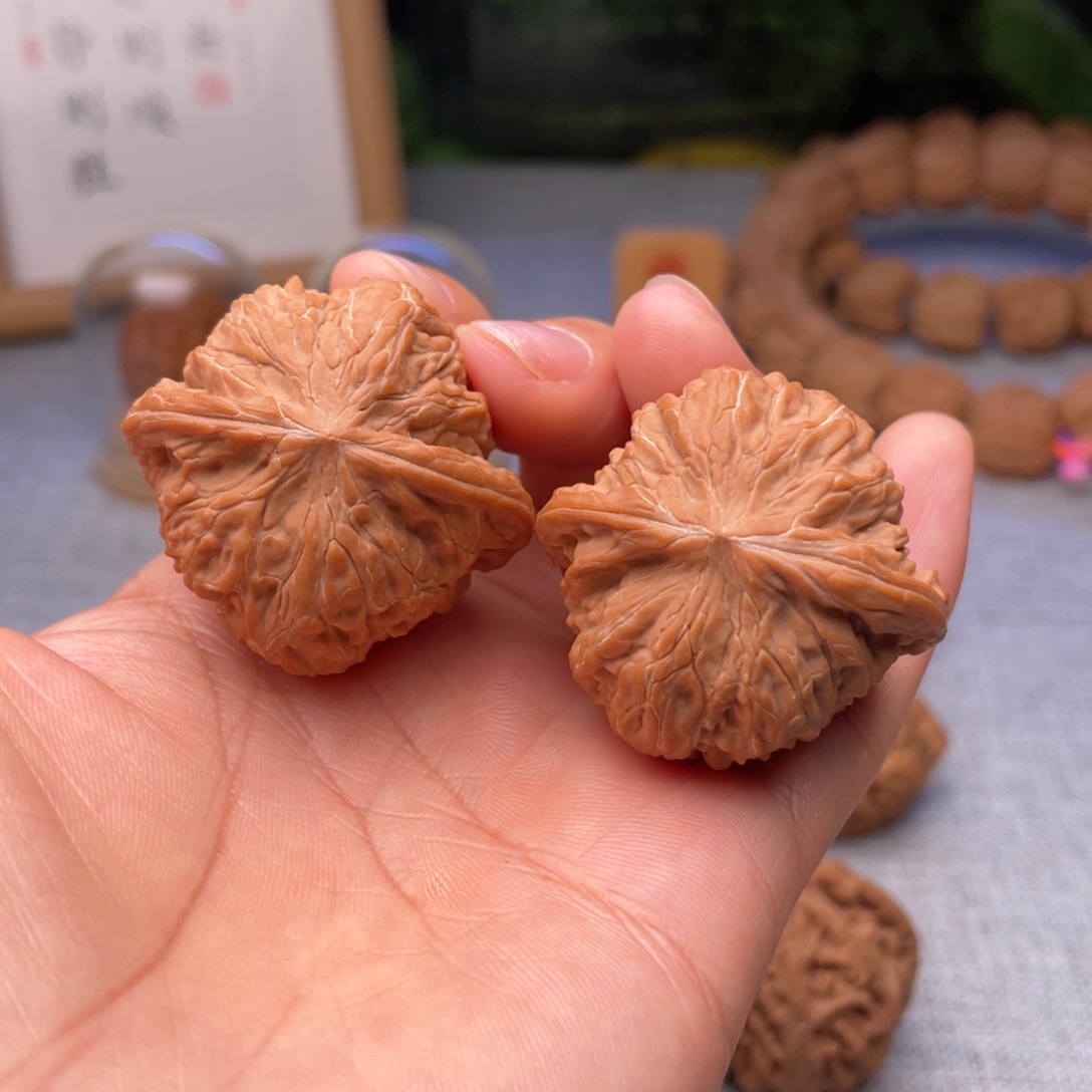 桃核把件39全品山地磨