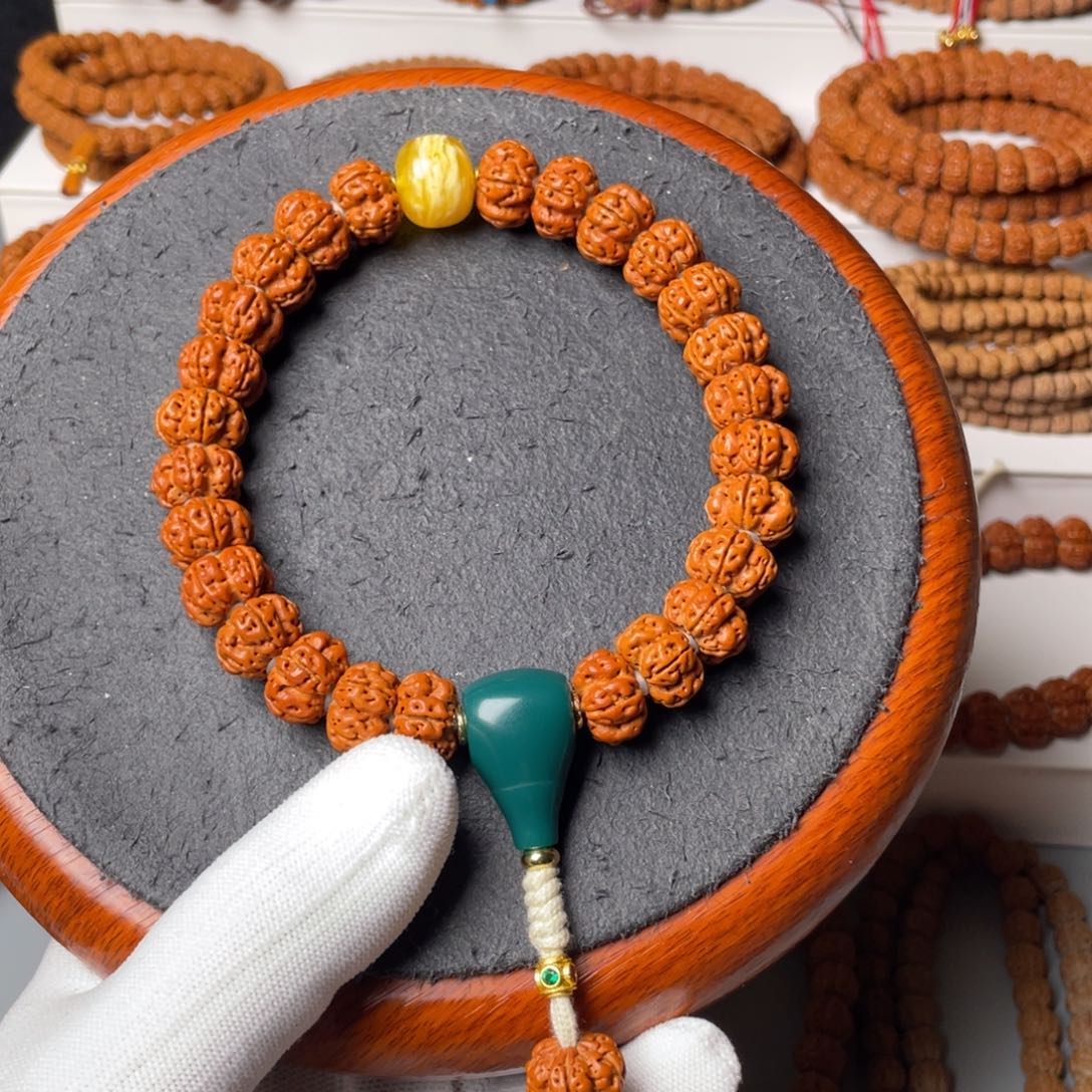 金刚菩提吊坠五爪飞碟深沟大梅花战神