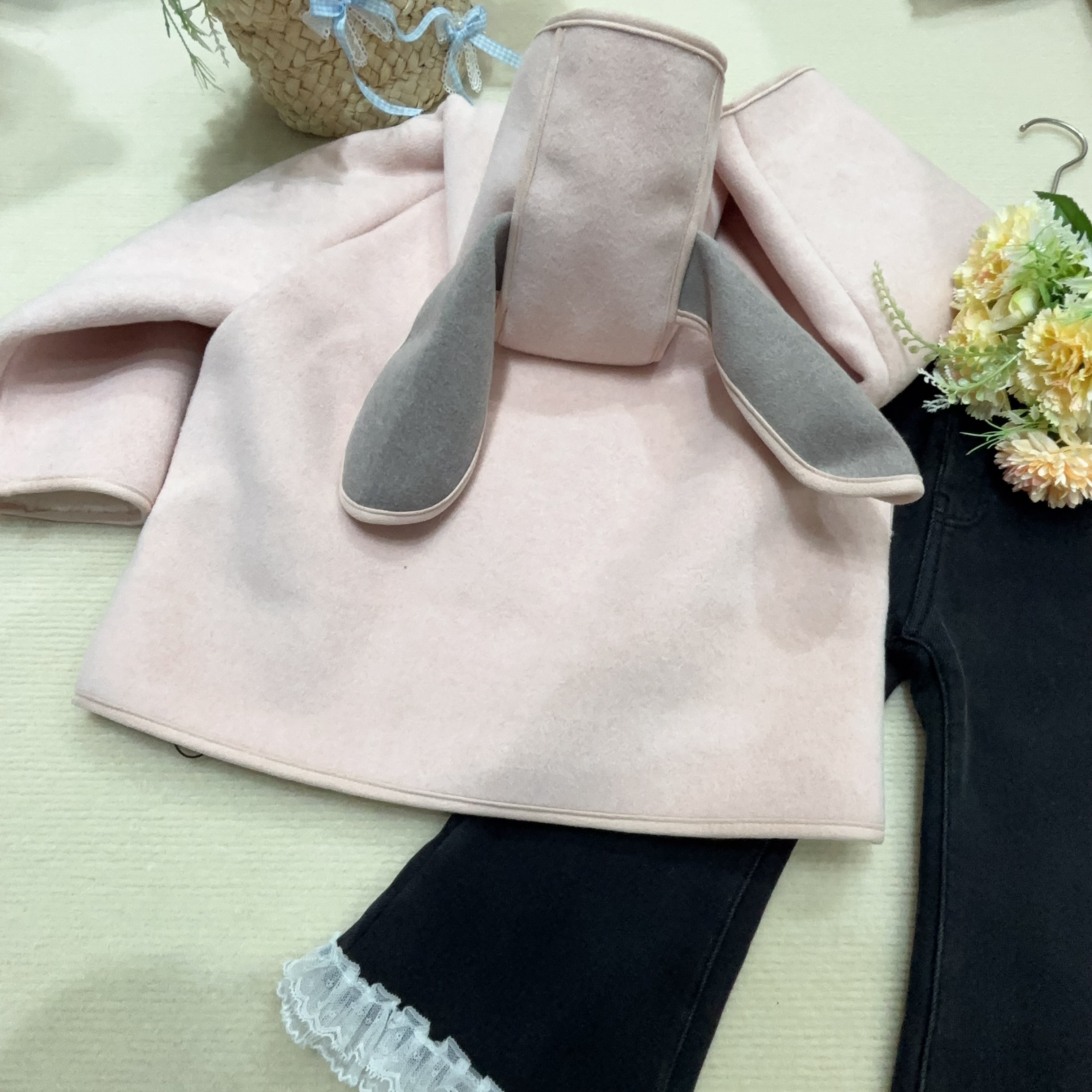 25款秋冬甜美粉色常规款卡通外套