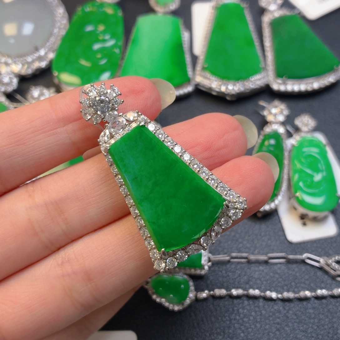 翡翠银S925镶嵌颈饰